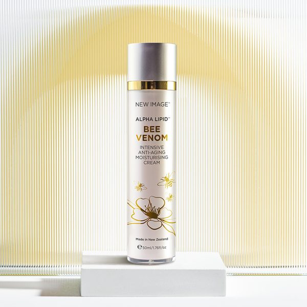 Alpha Lipid™ Bee Venom Moisturising Cream 50g - Image 2